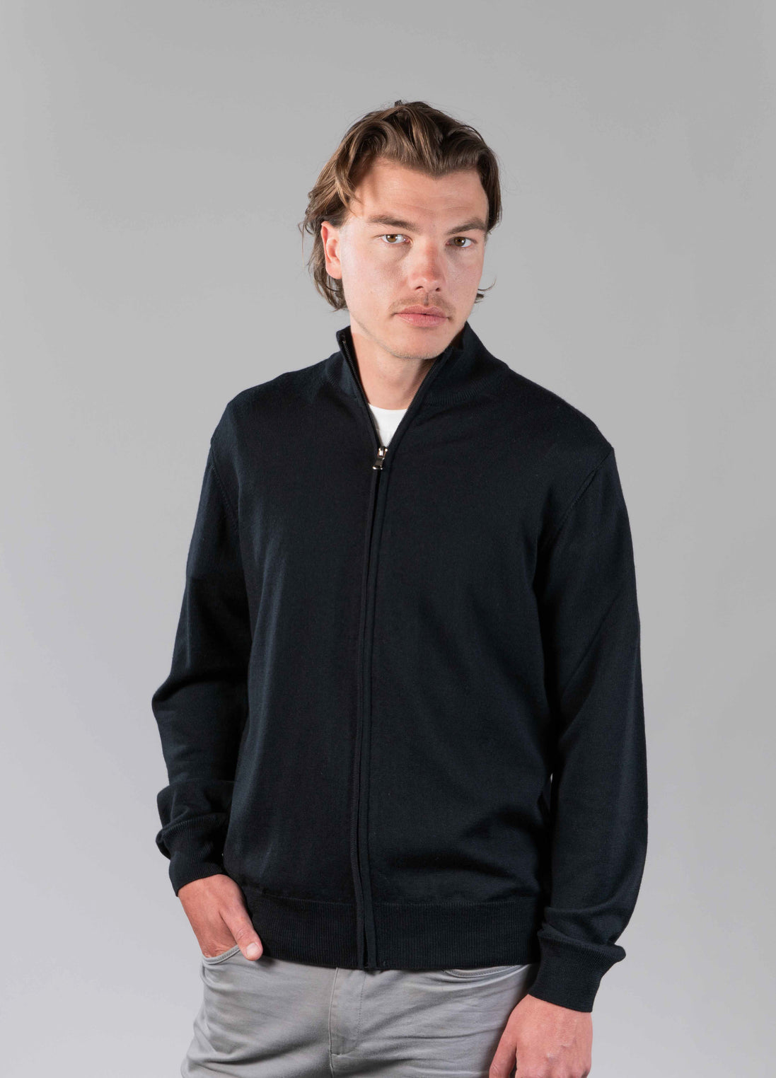 Merino Cardigan Black