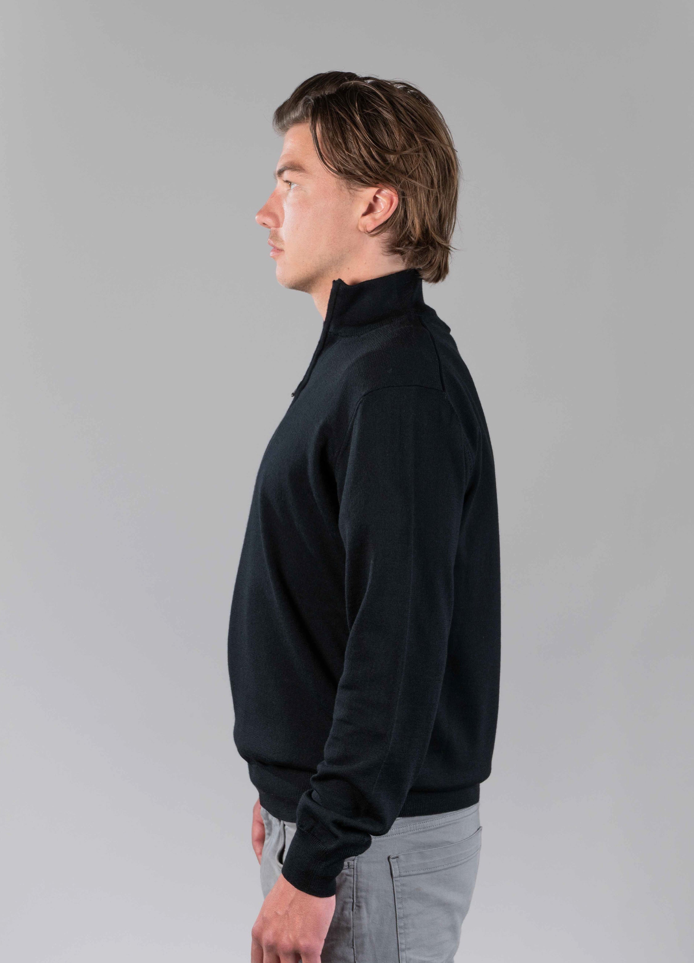 Merino Quarter Zip Black