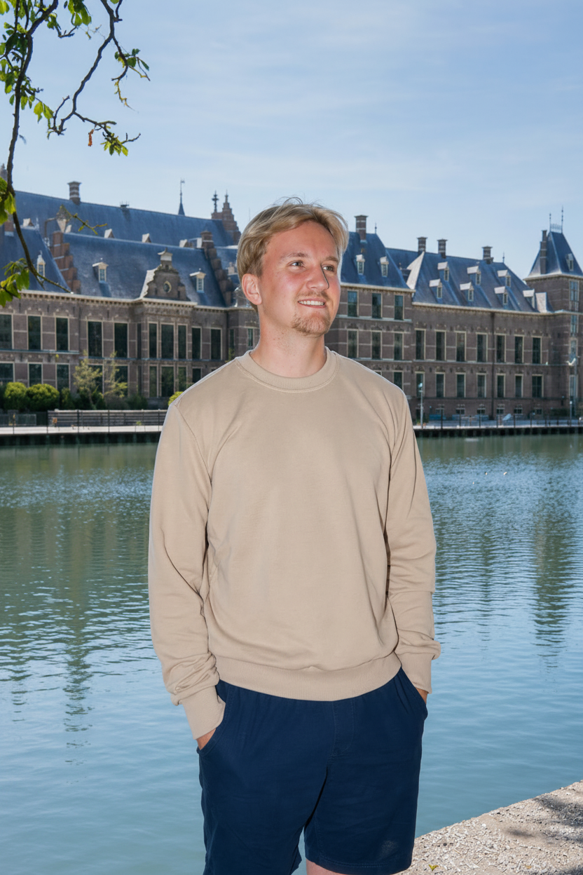 Crewneck Sweater Beige - Subtiele Kleurcorrectie